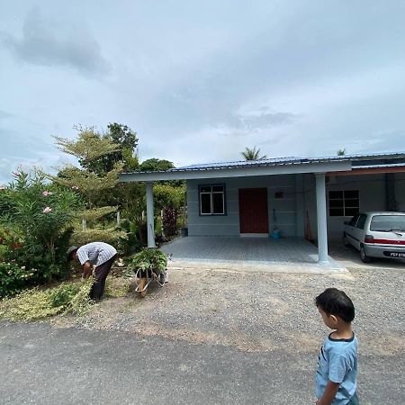 Makndak Roomstay Arau Exterior photo